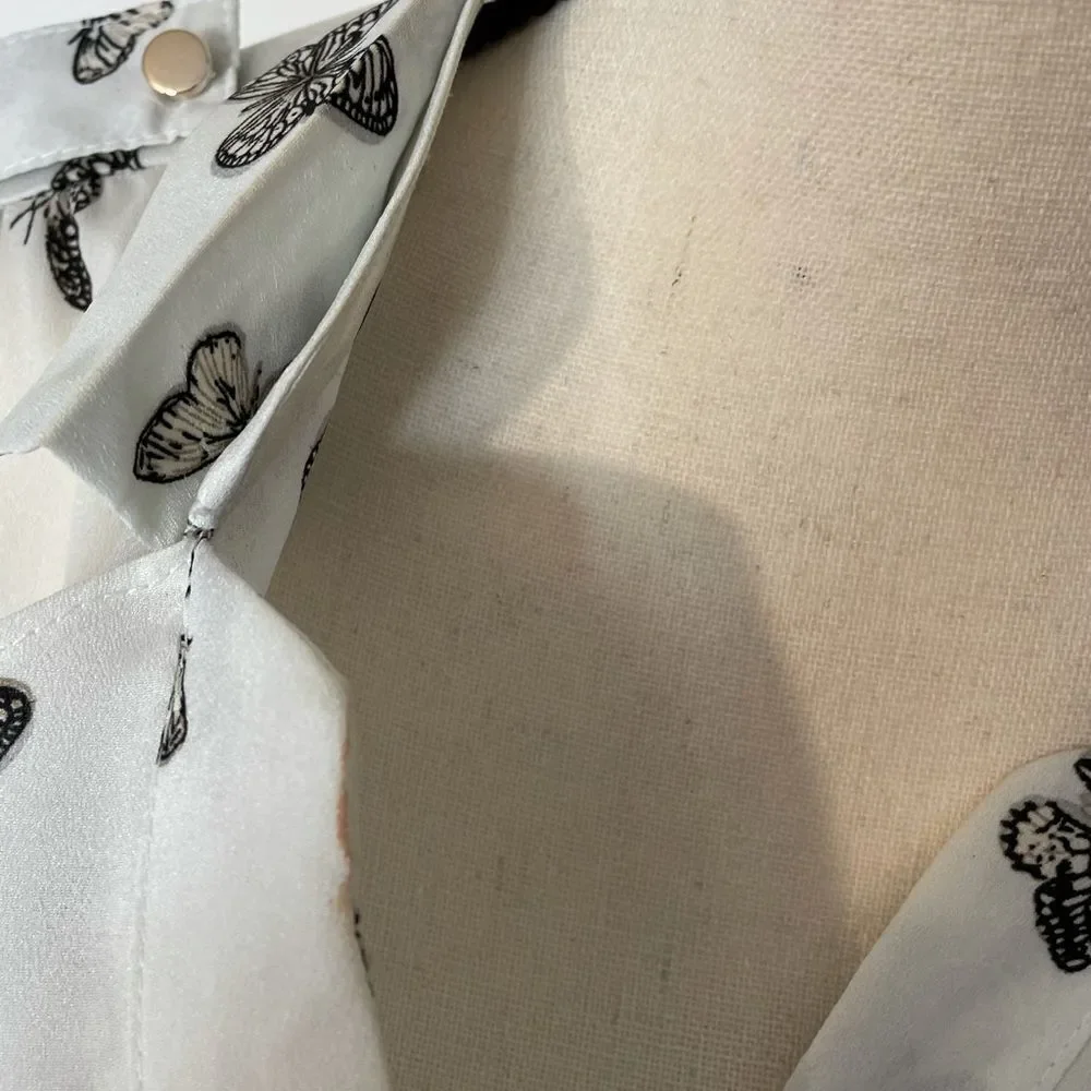 OASĀP Semi-Sheer Button Down Butterfly Blouse, L - Picture 13 of 16